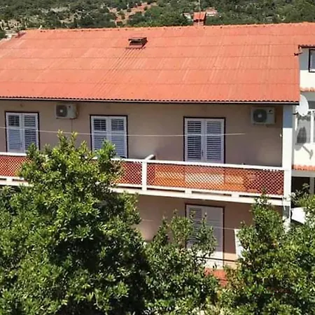 Amazing In With Wifi Lägenhet Banjol