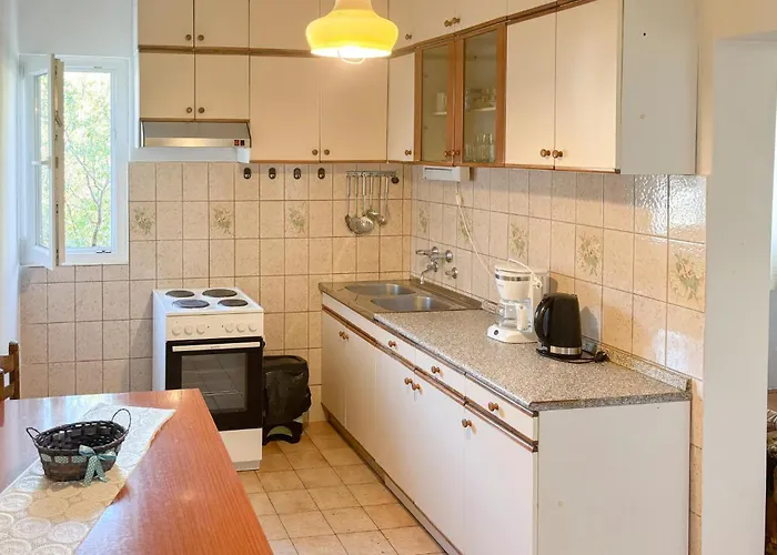 Amazing In With Wifi Appartement Banjol