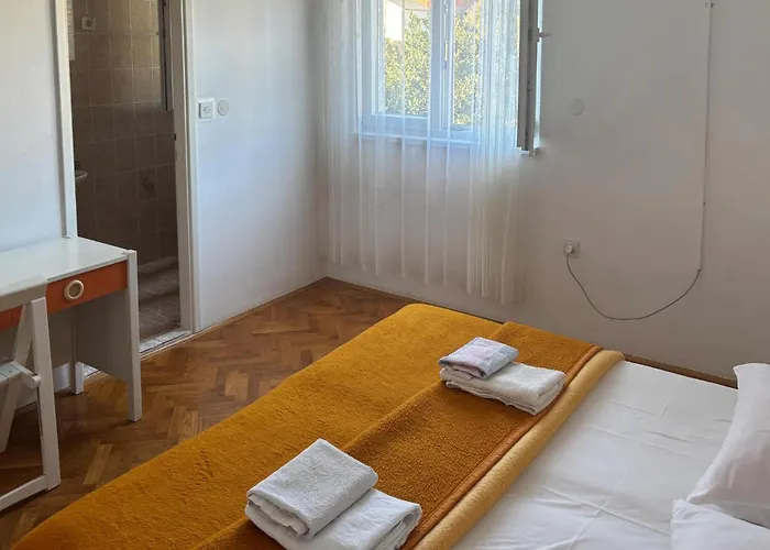 Lägenhet Amazing In With Wifi Banjol